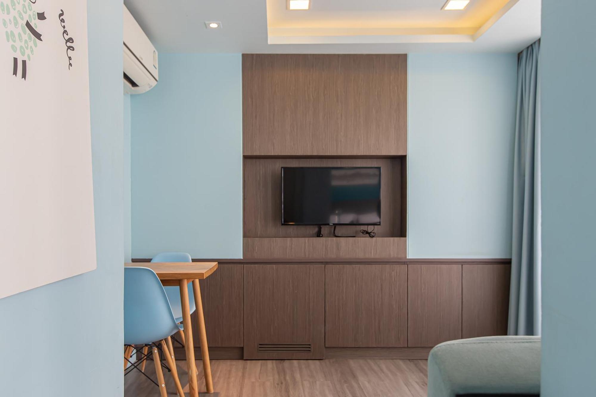 Simply Sleep Hostel Банкок Екстериор снимка