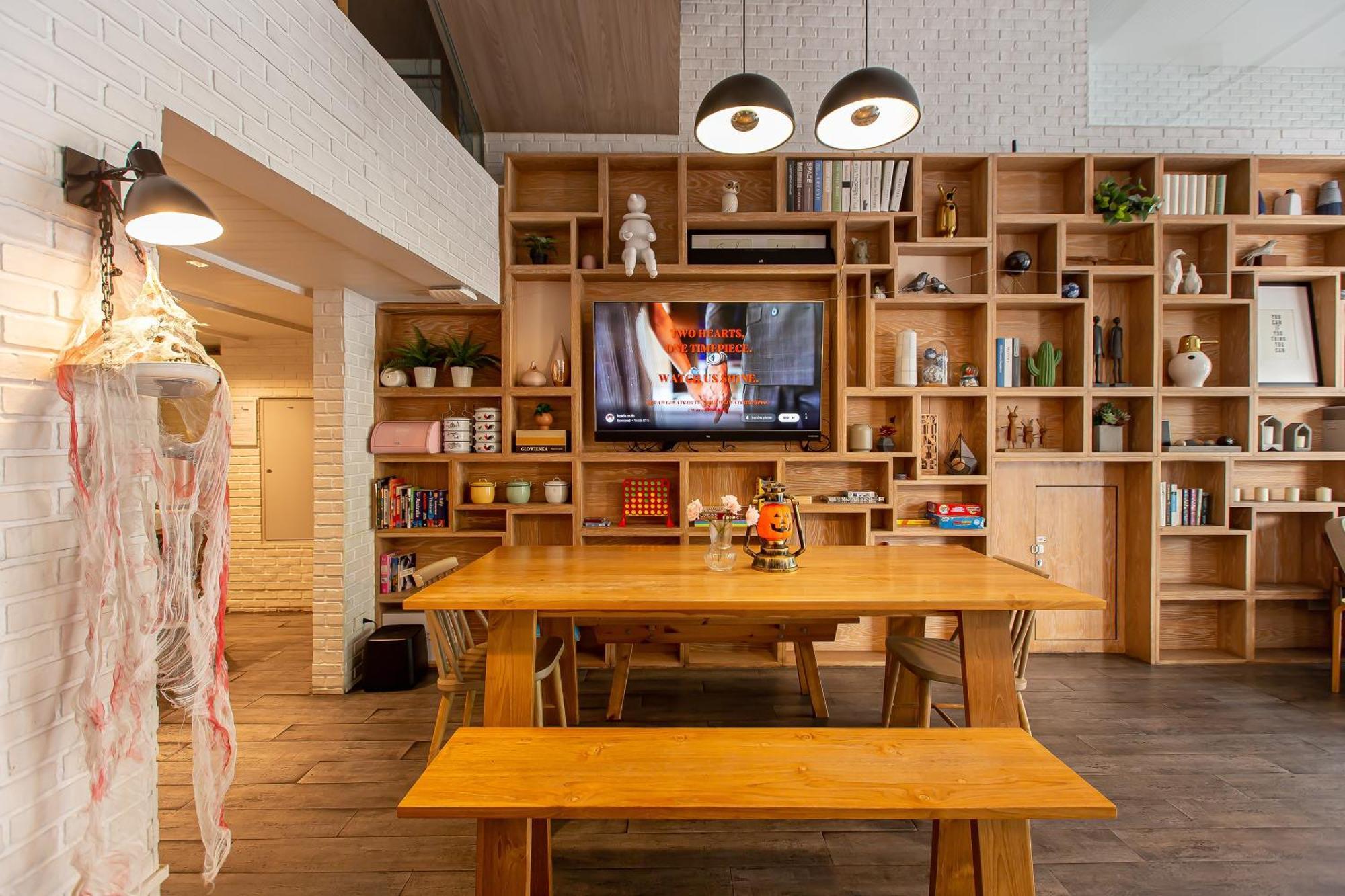 Simply Sleep Hostel Банкок Екстериор снимка