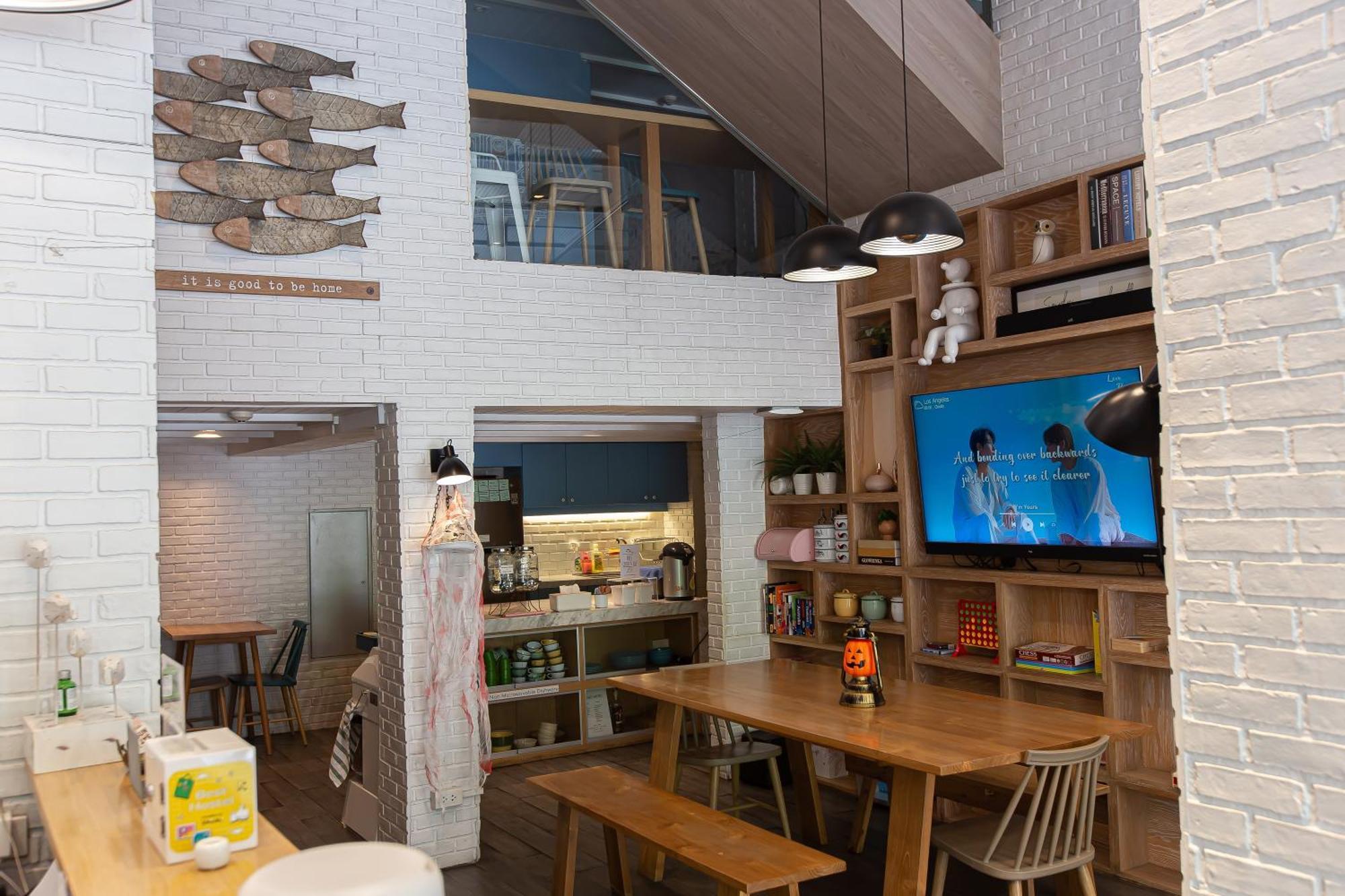 Simply Sleep Hostel Банкок Екстериор снимка